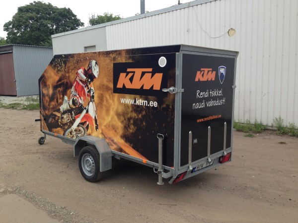 KTM haagis_1 Haagise ülekiletamine prinditud kleebisega